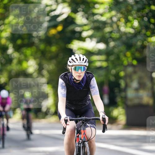 14.09.2025 - Stadtparktriathlon Michael Burmester http://msf.ph/oto/8915325 14.09.2025 12:55:05 Radfahren 1258, 1319, 1349, 1441 meine-sportfotos.de