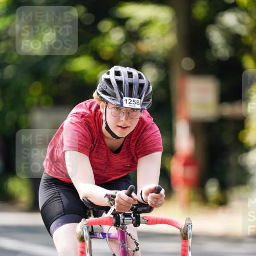 14.09.2025 - Stadtparktriathlon Michael Burmester http://msf.ph/oto/8915334 14.09.2025 12:55:12 Radfahren 1258, 1319, 1349, 1414, 1441 meine-sportfotos.de