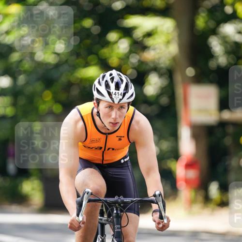 14.09.2025 - Stadtparktriathlon Michael Burmester http://msf.ph/oto/8915337 14.09.2025 12:55:19 Radfahren 1326, 1376, 1414, 1514 meine-sportfotos.de