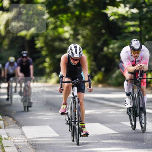 14.09.2025 - Stadtparktriathlon Michael Burmester http://msf.ph/oto/8915340 14.09.2025 12:55:25 Radfahren 1326, 1376, 1387, 1397, 1414, 1514 meine-sportfotos.de