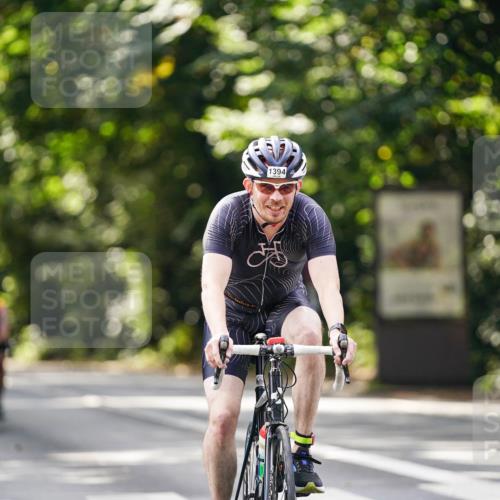 14.09.2025 - Stadtparktriathlon Michael Burmester http://msf.ph/oto/8915351 14.09.2025 12:55:40 Radfahren 1357, 1370, 1394, 1411 meine-sportfotos.de