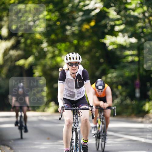 14.09.2025 - Stadtparktriathlon Michael Burmester http://msf.ph/oto/8915353 14.09.2025 12:55:42 Radfahren 1370, 1394, 1411 meine-sportfotos.de