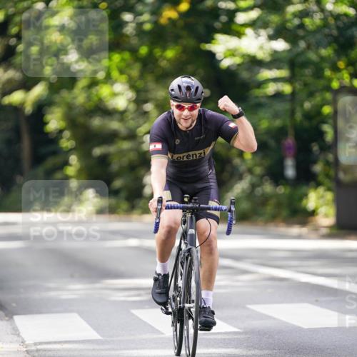 14.09.2025 - Stadtparktriathlon Michael Burmester http://msf.ph/oto/8915358 14.09.2025 12:56:00 Radfahren 1273, 1374, 1384, 1389, 1403 meine-sportfotos.de