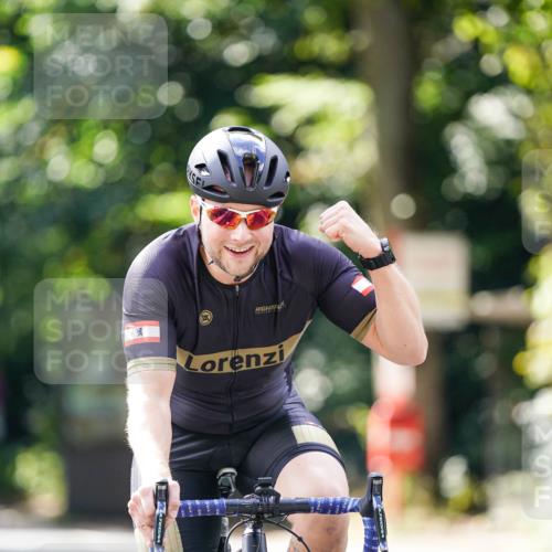 14.09.2025 - Stadtparktriathlon Michael Burmester http://msf.ph/oto/8915362 14.09.2025 12:56:01 Radfahren 1273, 1374, 1384, 1389 meine-sportfotos.de