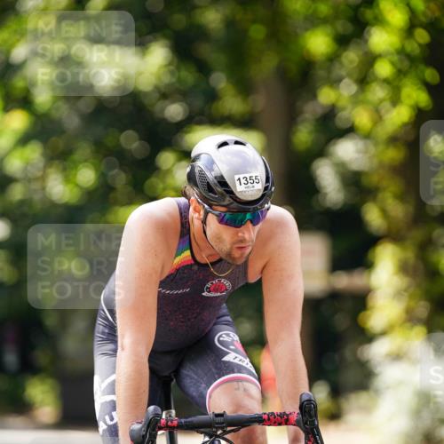 14.09.2025 - Stadtparktriathlon Michael Burmester http://msf.ph/oto/8915368 14.09.2025 12:56:16 Radfahren 1256, 1263, 1278, 1283, 1352, 1355, 1415, 1492, 1499 meine-sportfotos.de