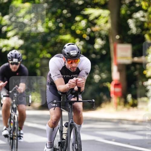 14.09.2025 - Stadtparktriathlon Michael Burmester http://msf.ph/oto/8915370 14.09.2025 12:56:17 Radfahren 1256, 1263, 1278, 1283, 1352, 1355, 1415, 1492, 1499, 1510 meine-sportfotos.de