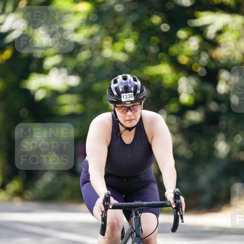 14.09.2025 - Stadtparktriathlon Michael Burmester http://msf.ph/oto/8915397 14.09.2025 12:56:41 Radfahren 1251, 1330, 1358, 1385, 1407 meine-sportfotos.de