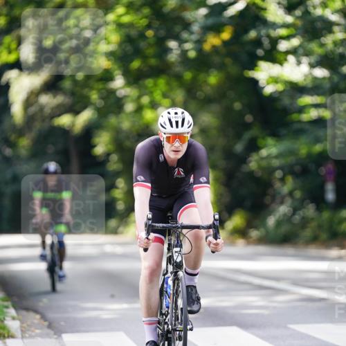 14.09.2025 - Stadtparktriathlon Michael Burmester http://msf.ph/oto/8915416 14.09.2025 12:57:16 Radfahren 1289, 1361, 1405 meine-sportfotos.de