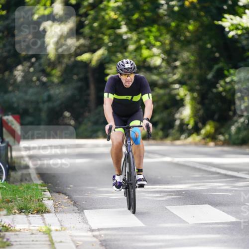 14.09.2025 - Stadtparktriathlon Michael Burmester http://msf.ph/oto/8915417 14.09.2025 12:57:18 Radfahren 1361, 1405 meine-sportfotos.de