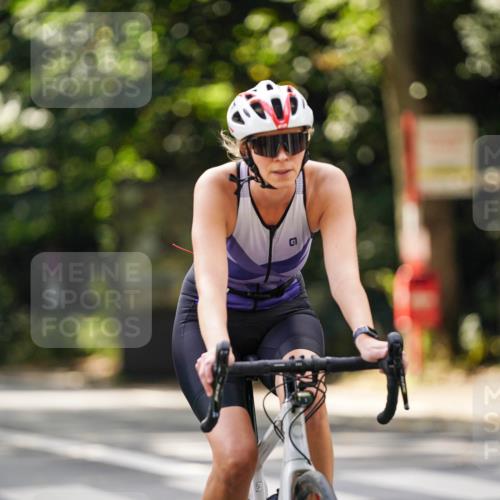 14.09.2025 - Stadtparktriathlon Michael Burmester http://msf.ph/oto/8915425 14.09.2025 12:57:37 Radfahren 1309, 1332, 1426, 1442 meine-sportfotos.de