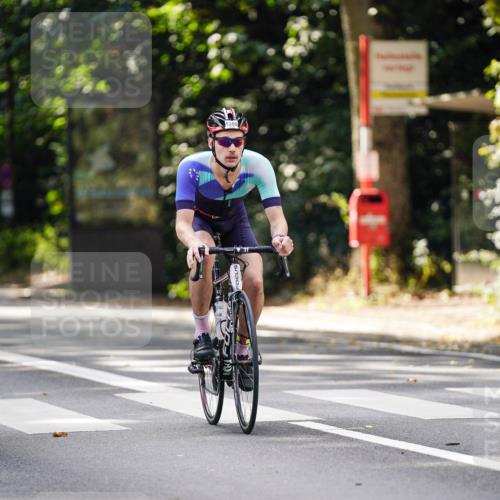 14.09.2025 - Stadtparktriathlon Michael Burmester http://msf.ph/oto/8915446 14.09.2025 12:58:06 Radfahren 1268, 1288, 1328, 1373, 1383, 1386, 1521 meine-sportfotos.de