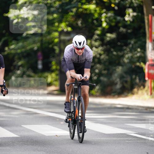 14.09.2025 - Stadtparktriathlon Michael Burmester http://msf.ph/oto/8915466 14.09.2025 12:58:38 Radfahren 1237, 1347, 1356, 1452, 1459, 1472, 1513 meine-sportfotos.de