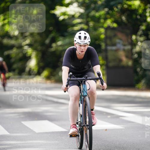 14.09.2025 - Stadtparktriathlon Michael Burmester http://msf.ph/oto/8915471 14.09.2025 12:58:42 Radfahren 1347, 1356, 1391, 1443, 1452, 1459 meine-sportfotos.de