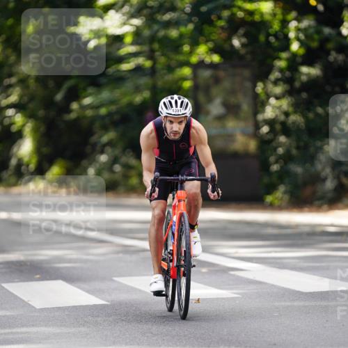 14.09.2025 - Stadtparktriathlon Michael Burmester http://msf.ph/oto/8915472 14.09.2025 12:58:46 Radfahren 1295, 1356, 1369, 1391, 1443, 1446, 1459 meine-sportfotos.de