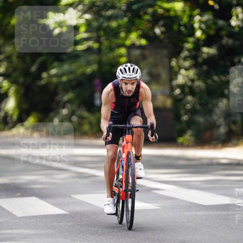 14.09.2025 - Stadtparktriathlon Michael Burmester http://msf.ph/oto/8915473 14.09.2025 12:58:46 Radfahren 1295, 1356, 1369, 1391, 1443, 1446, 1459 meine-sportfotos.de