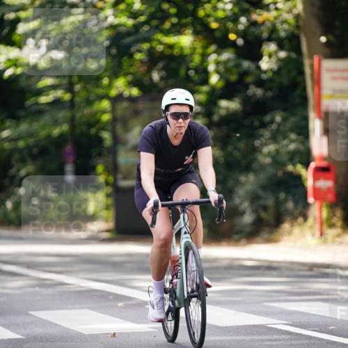 14.09.2025 - Stadtparktriathlon Michael Burmester http://msf.ph/oto/8915478 14.09.2025 12:58:51 Radfahren 1295, 1344, 1369, 1391, 1443, 1446 meine-sportfotos.de