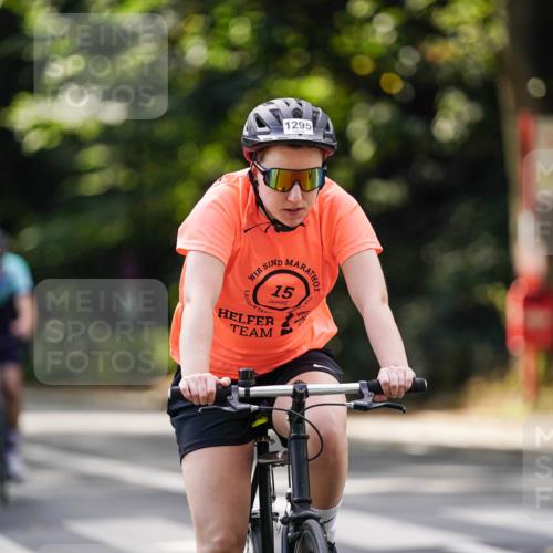14.09.2025 - Stadtparktriathlon Michael Burmester http://msf.ph/oto/8915480 14.09.2025 12:58:52 Radfahren 1295, 1344, 1369, 1391, 1443, 1446 meine-sportfotos.de
