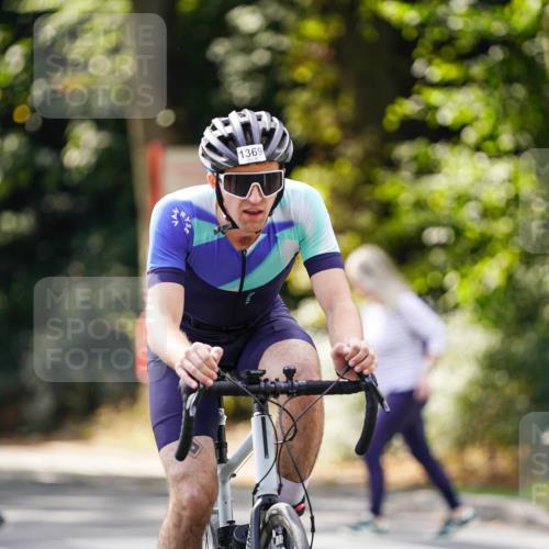 14.09.2025 - Stadtparktriathlon Michael Burmester http://msf.ph/oto/8915482 14.09.2025 12:58:54 Radfahren 1295, 1344, 1369, 1443, 1446 meine-sportfotos.de