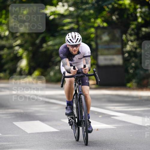 14.09.2025 - Stadtparktriathlon Michael Burmester http://msf.ph/oto/8915483 14.09.2025 12:58:59 Radfahren 1344, 1369, 1495 meine-sportfotos.de
