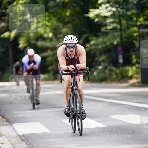 14.09.2025 - Stadtparktriathlon Michael Burmester http://msf.ph/oto/8915486 14.09.2025 12:59:05 Radfahren 1344, 1390, 1392, 1417, 1495, 1511 meine-sportfotos.de