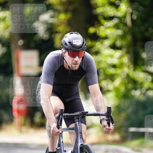 14.09.2025 - Stadtparktriathlon Michael Burmester http://msf.ph/oto/8915494 14.09.2025 12:59:13 Radfahren 1279, 1334, 1390, 1392, 1417, 1495, 1511 meine-sportfotos.de