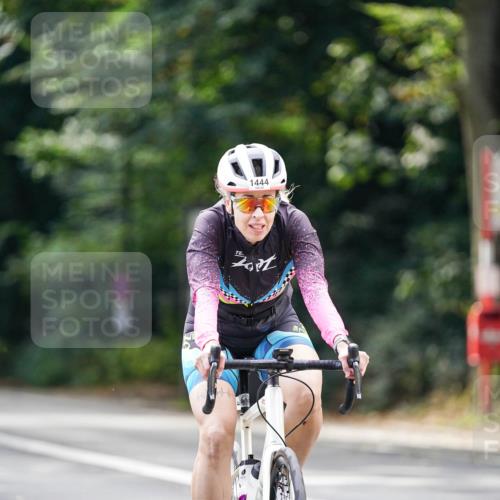 14.09.2025 - Stadtparktriathlon Michael Burmester http://msf.ph/oto/8915503 14.09.2025 12:59:22 Radfahren 1279, 1345, 1381, 1444 meine-sportfotos.de