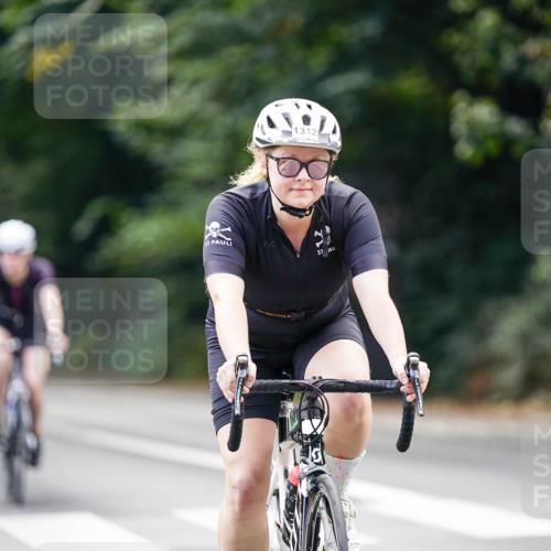 14.09.2025 - Stadtparktriathlon Michael Burmester http://msf.ph/oto/8915517 14.09.2025 12:59:35 Radfahren 1275, 1312, 1335, 1345, 1359, 1396, 1404, 1430, 1451, 1484 meine-sportfotos.de