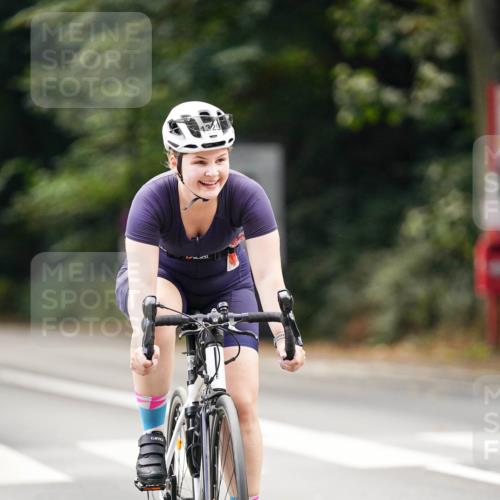 14.09.2025 - Stadtparktriathlon Michael Burmester http://msf.ph/oto/8915536 14.09.2025 12:59:48 Radfahren 1222, 1232, 1339, 1340, 1377, 1404, 1413, 1425 meine-sportfotos.de