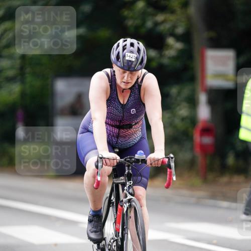 14.09.2025 - Stadtparktriathlon Michael Burmester http://msf.ph/oto/8915543 14.09.2025 12:59:52 Radfahren 1222, 1232, 1277, 1339, 1340, 1377, 1425 meine-sportfotos.de