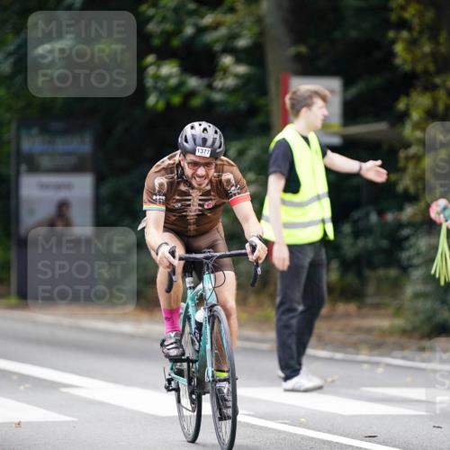 14.09.2025 - Stadtparktriathlon Michael Burmester http://msf.ph/oto/8915546 14.09.2025 12:59:54 Radfahren 1222, 1232, 1277, 1339, 1340, 1377, 1425 meine-sportfotos.de