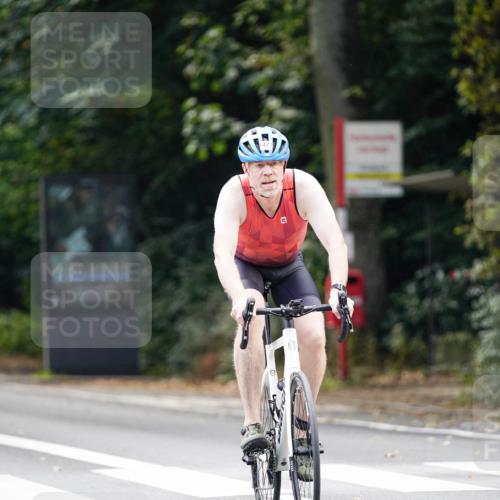14.09.2025 - Stadtparktriathlon Michael Burmester http://msf.ph/oto/8915563 14.09.2025 13:00:24 Radfahren 1322, 1331, 1448, 1471 meine-sportfotos.de