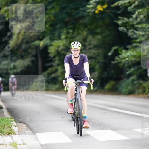 14.09.2025 - Stadtparktriathlon Michael Burmester http://msf.ph/oto/8915565 14.09.2025 13:00:26 Radfahren 1322, 1331, 1448, 1471 meine-sportfotos.de