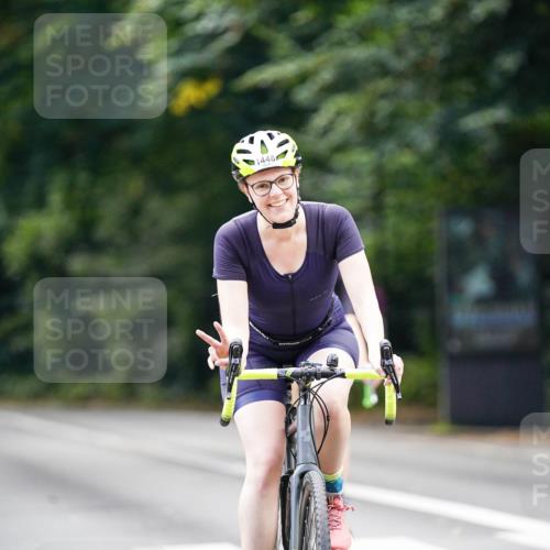 14.09.2025 - Stadtparktriathlon Michael Burmester http://msf.ph/oto/8915566 14.09.2025 13:00:27 Radfahren 1322, 1331, 1448, 1471 meine-sportfotos.de
