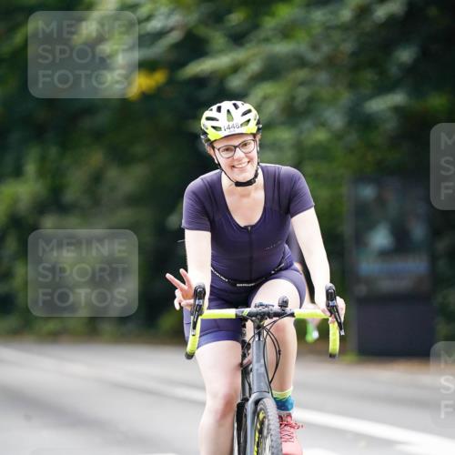 14.09.2025 - Stadtparktriathlon Michael Burmester http://msf.ph/oto/8915567 14.09.2025 13:00:27 Radfahren 1322, 1331, 1448, 1471 meine-sportfotos.de