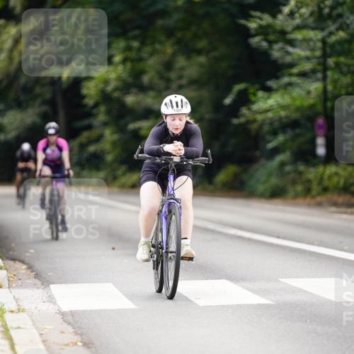 14.09.2025 - Stadtparktriathlon Michael Burmester http://msf.ph/oto/8915576 14.09.2025 13:00:38 Radfahren 1228, 1276, 1325, 1382 meine-sportfotos.de