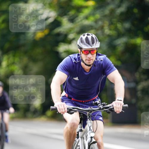 14.09.2025 - Stadtparktriathlon Michael Burmester http://msf.ph/oto/8915592 14.09.2025 13:01:00 Radfahren 1285, 1351, 1427, 1432, 1460, 1462, 1517 meine-sportfotos.de