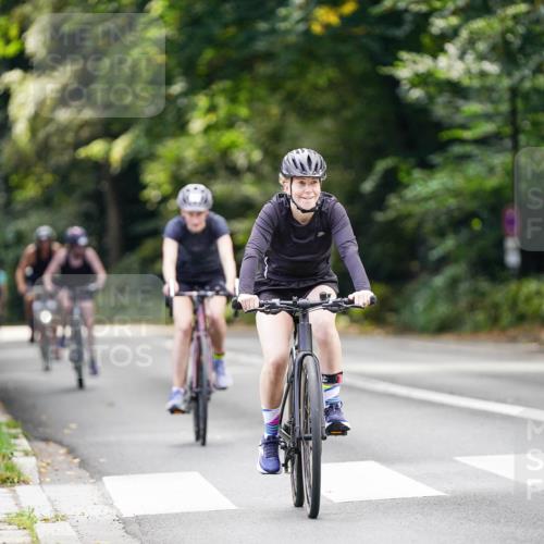 14.09.2025 - Stadtparktriathlon Michael Burmester http://msf.ph/oto/8915593 14.09.2025 13:01:01 Radfahren 1285, 1351, 1427, 1432, 1460, 1462, 1517 meine-sportfotos.de