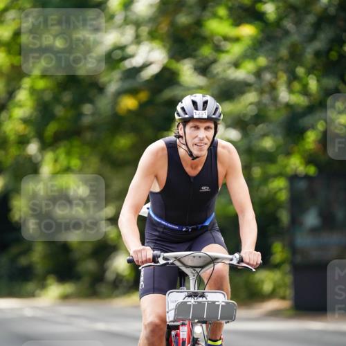 14.09.2025 - Stadtparktriathlon Michael Burmester http://msf.ph/oto/8915605 14.09.2025 13:01:08 Radfahren 1285, 1351, 1427, 1460, 1507 meine-sportfotos.de