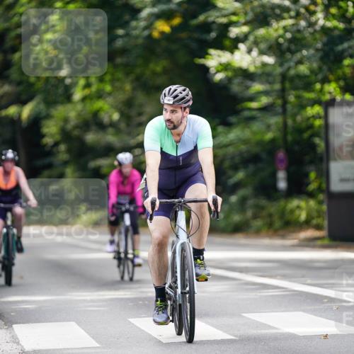 14.09.2025 - Stadtparktriathlon Michael Burmester http://msf.ph/oto/8915607 14.09.2025 13:01:13 Radfahren 1236, 1285, 1303, 1341, 1351, 1353, 1360, 1504, 1507 meine-sportfotos.de