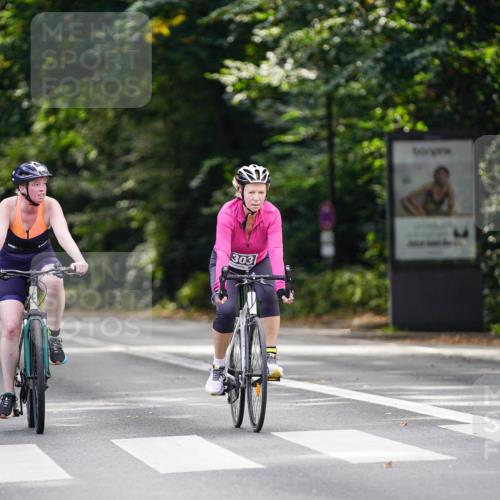 14.09.2025 - Stadtparktriathlon Michael Burmester http://msf.ph/oto/8915611 14.09.2025 13:01:15 Radfahren 1236, 1303, 1341, 1353, 1360, 1504, 1506, 1507 meine-sportfotos.de
