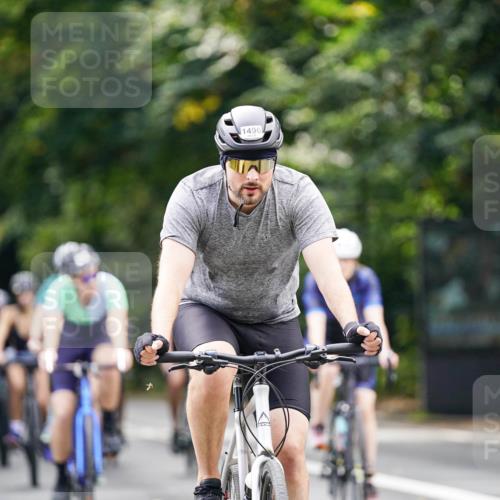 14.09.2025 - Stadtparktriathlon Michael Burmester http://msf.ph/oto/8915627 14.09.2025 13:01:24 Radfahren 1236, 1341, 1353, 1360, 1368, 1420, 1438, 1439, 1453, 1454, 1469, 1496, 1504, 1506, 1508, 1515 meine-sportfotos.de