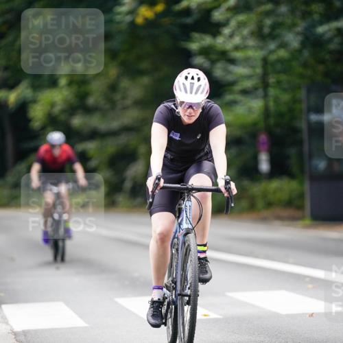 14.09.2025 - Stadtparktriathlon Michael Burmester http://msf.ph/oto/8915636 14.09.2025 13:01:31 Radfahren 1368, 1420, 1438, 1439, 1447, 1453, 1454, 1469, 1479, 1508, 1515 meine-sportfotos.de