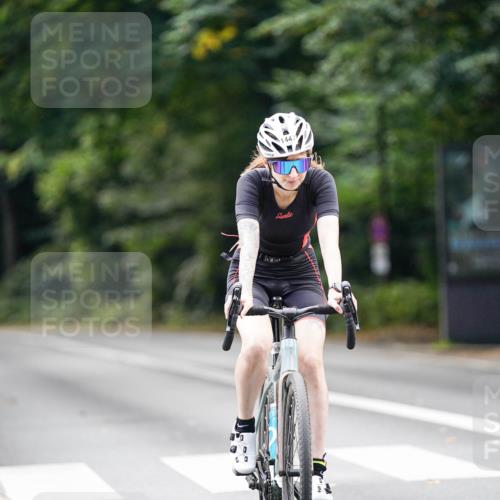 14.09.2025 - Stadtparktriathlon Michael Burmester http://msf.ph/oto/8915643 14.09.2025 13:01:35 Radfahren 1419, 1447, 1453, 1469, 1479, 1480 meine-sportfotos.de