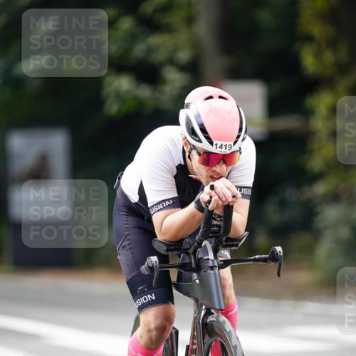 14.09.2025 - Stadtparktriathlon Michael Burmester http://msf.ph/oto/8915652 14.09.2025 13:01:42 Radfahren 1419, 1447, 1480, 1481 meine-sportfotos.de