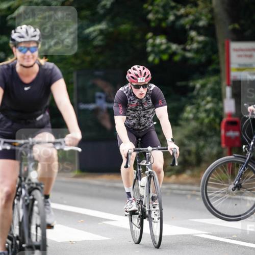 14.09.2025 - Stadtparktriathlon Michael Burmester http://msf.ph/oto/8915662 14.09.2025 13:01:57 Radfahren 1323, 1410, 1436, 1463, 1514 meine-sportfotos.de