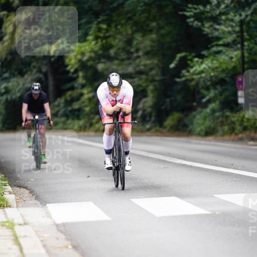 14.09.2025 - Stadtparktriathlon Michael Burmester http://msf.ph/oto/8915665 14.09.2025 13:02:03 Radfahren 1323, 1410, 1463, 1501, 1514 meine-sportfotos.de