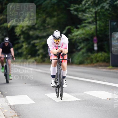 14.09.2025 - Stadtparktriathlon Michael Burmester http://msf.ph/oto/8915666 14.09.2025 13:02:04 Radfahren 1323, 1410, 1463, 1501, 1514 meine-sportfotos.de