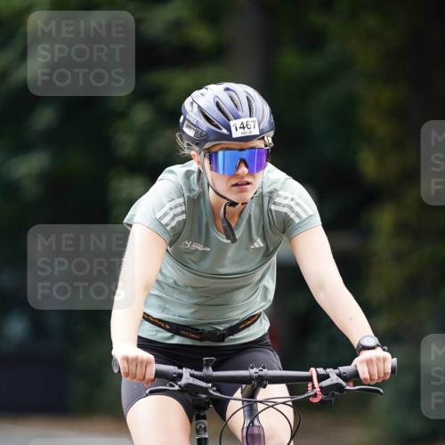 14.09.2025 - Stadtparktriathlon Michael Burmester http://msf.ph/oto/8915676 14.09.2025 13:02:20 Radfahren 1380, 1411, 1431, 1441, 1467, 1476, 1497 meine-sportfotos.de