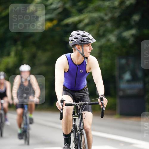 14.09.2025 - Stadtparktriathlon Michael Burmester http://msf.ph/oto/8915685 14.09.2025 13:02:28 Radfahren 1411, 1431, 1441, 1450, 1489, 1497, 1519 meine-sportfotos.de