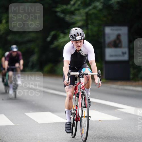 14.09.2025 - Stadtparktriathlon Michael Burmester http://msf.ph/oto/8915716 14.09.2025 13:03:03 Radfahren 1300, 1352, 1387, 1403, 1407, 1414, 1437, 1492, 1493 meine-sportfotos.de